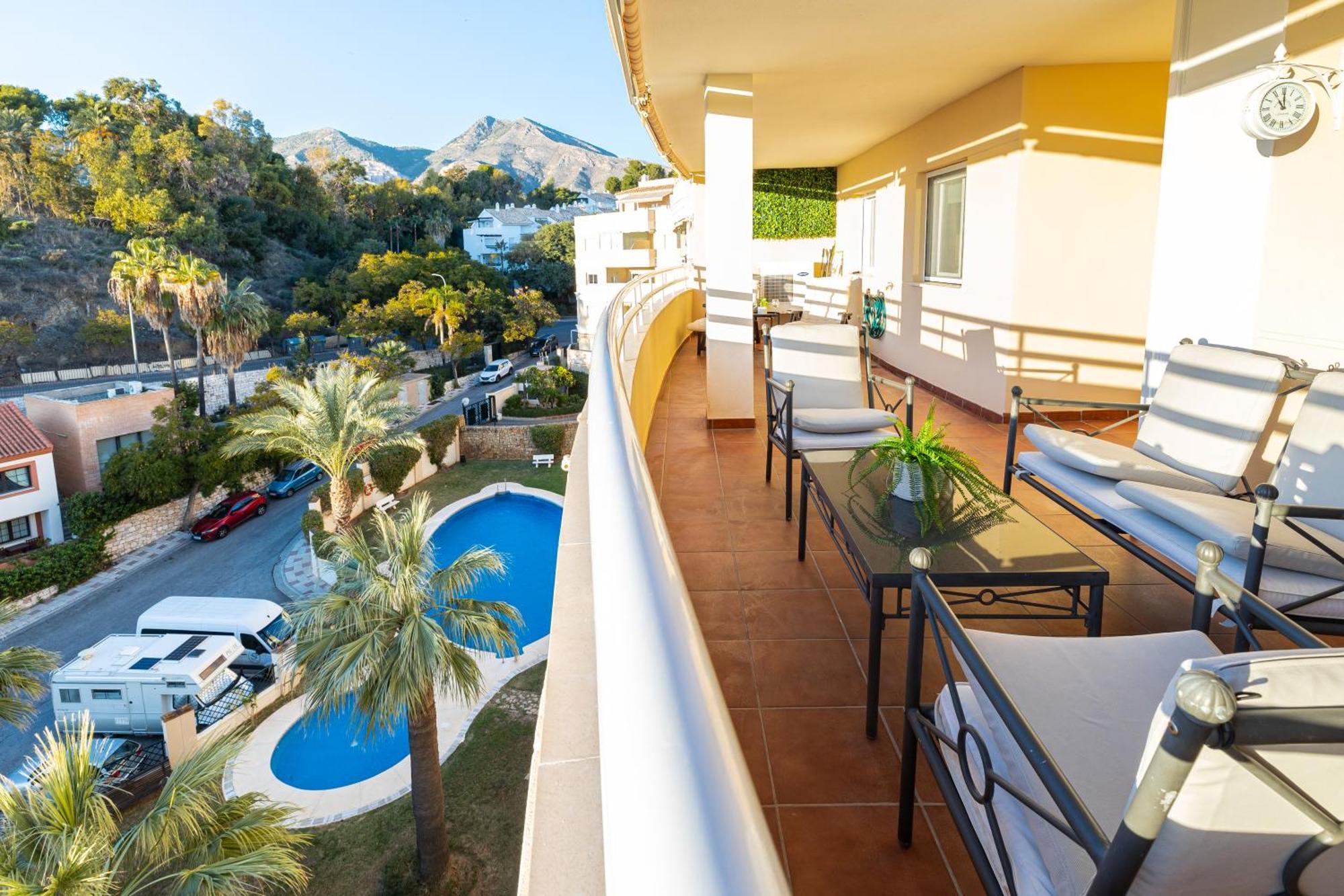 Holidays2Nueva Torrequebrada 2 Bedrooms And 2 Bathrooms, Terrace, Community Pool And Garage Бенальмадена Экстерьер фото