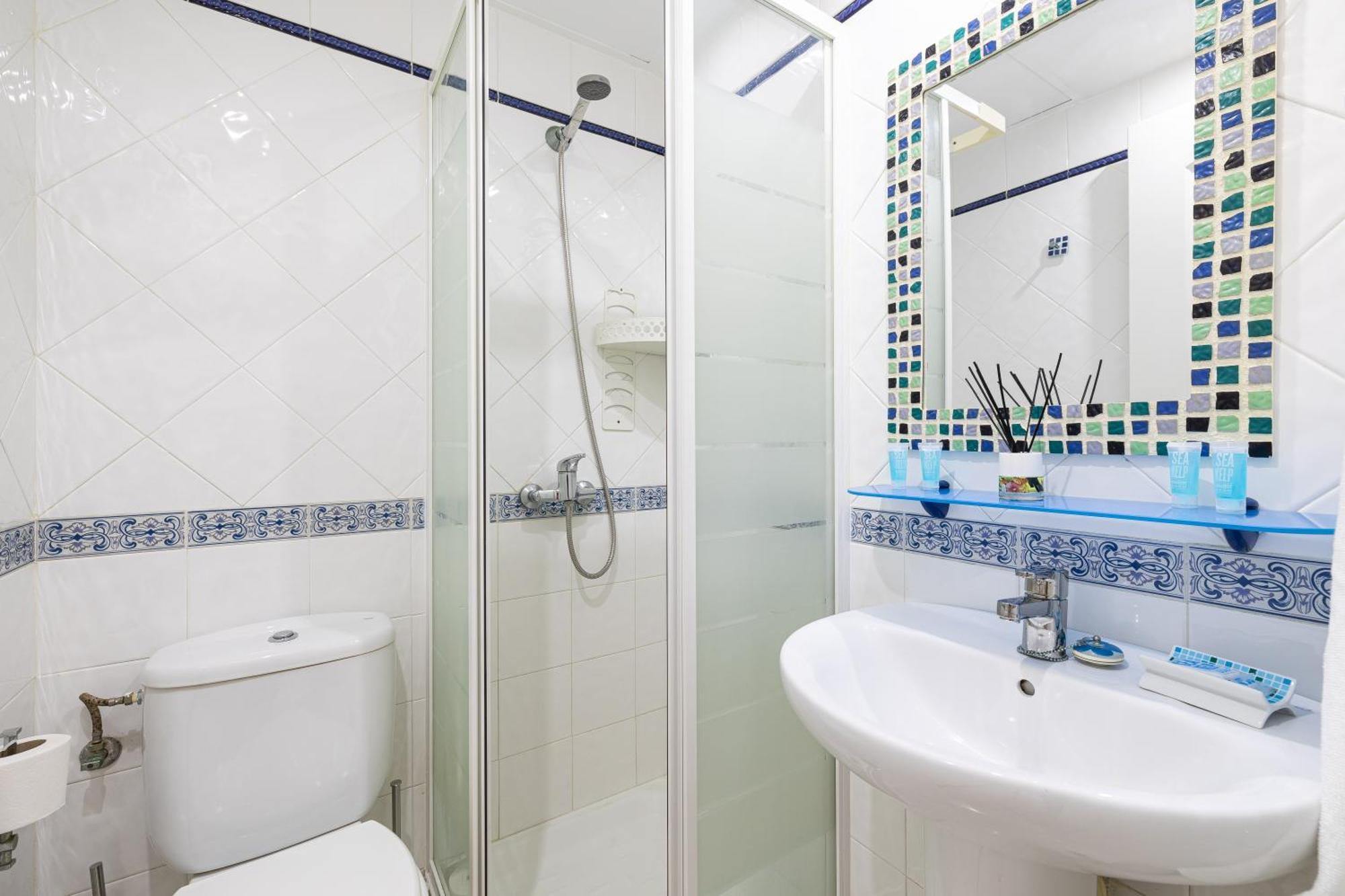 Holidays2Nueva Torrequebrada 2 Bedrooms And 2 Bathrooms, Terrace, Community Pool And Garage Бенальмадена Экстерьер фото